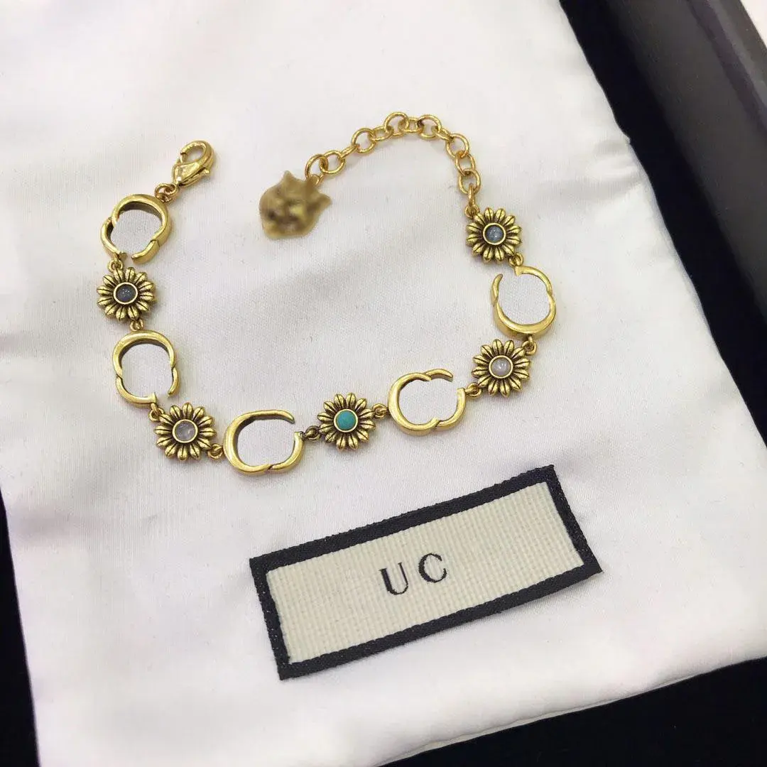 Designer Style Antique Gold Link Bracelet - Elegant Floral Pattern Jewelry - Image 4
