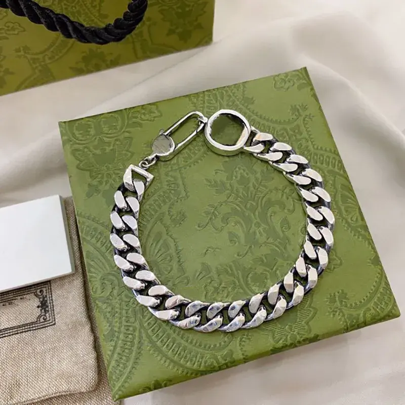 Designer Style Antique Gold Link Bracelet - Elegant Floral Pattern Jewelry - Image 7